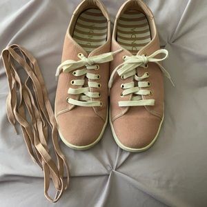 Gently worn suede Vionic shoes with 2 laces